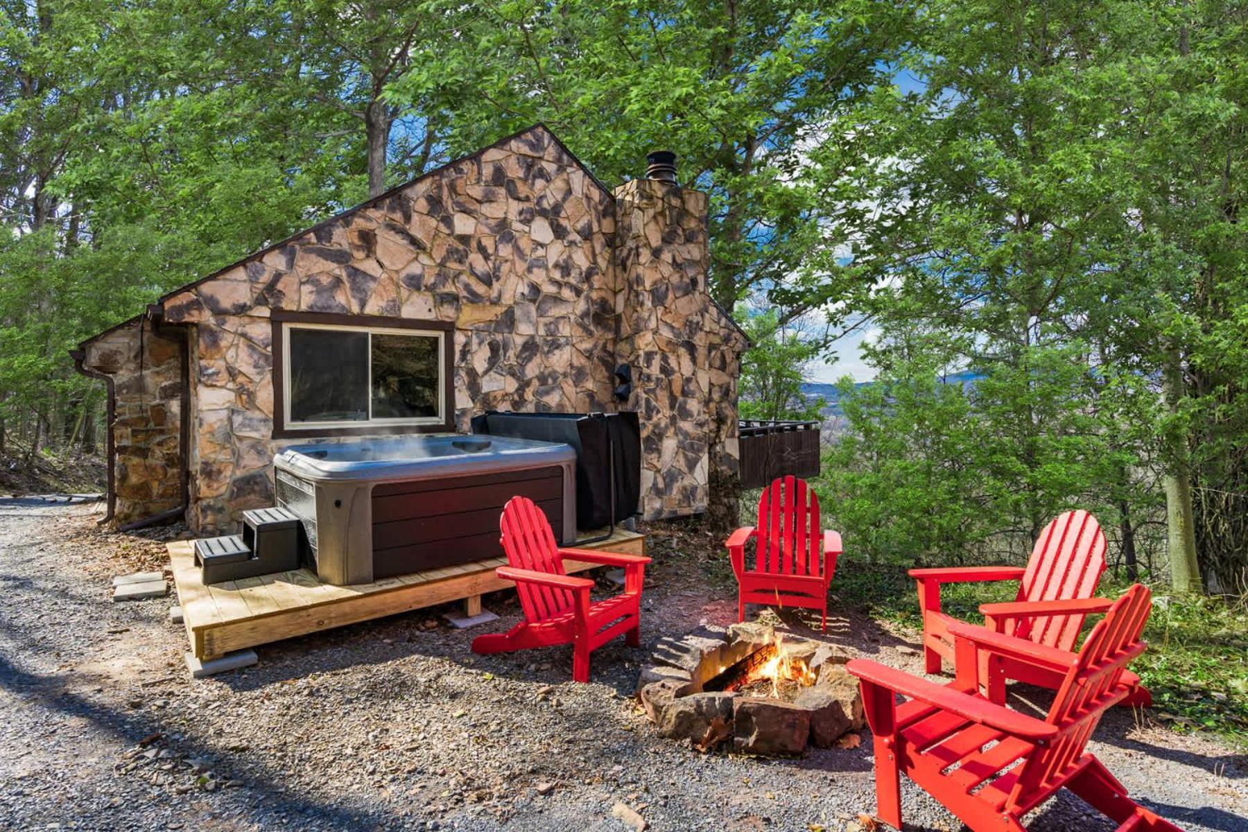 Amazing Views, Hot Tub, Fire Pit, Deck & Fireplace Inwood Екстер'єр фото